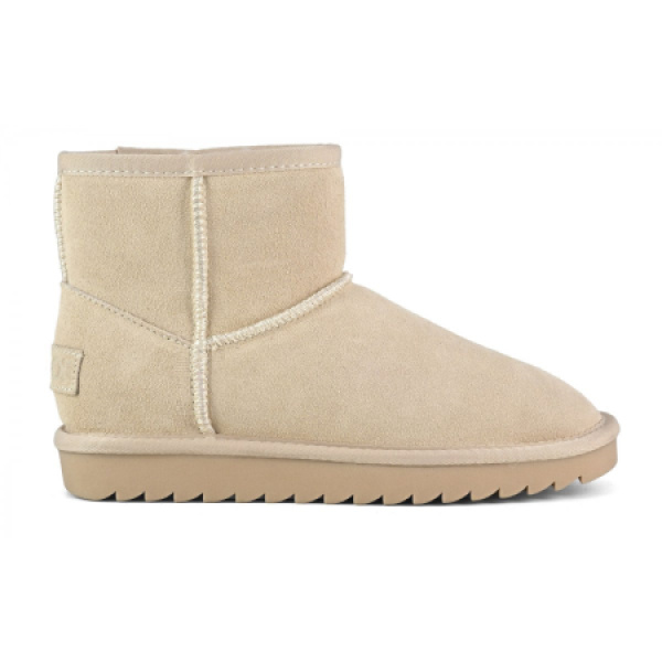 10726 000 11201 Winter boot in suede