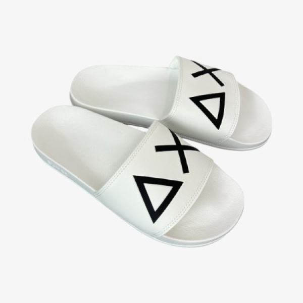 SLIPPERS LOGO